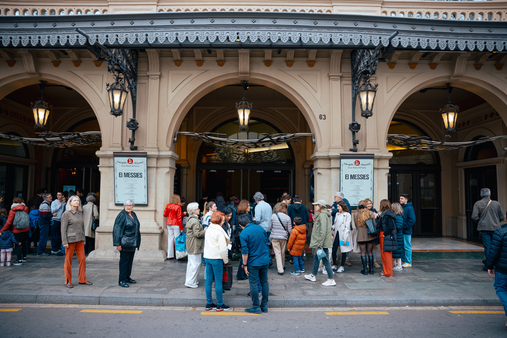 Portes d'accés al Gran Teatre del Liceu de Barcelona