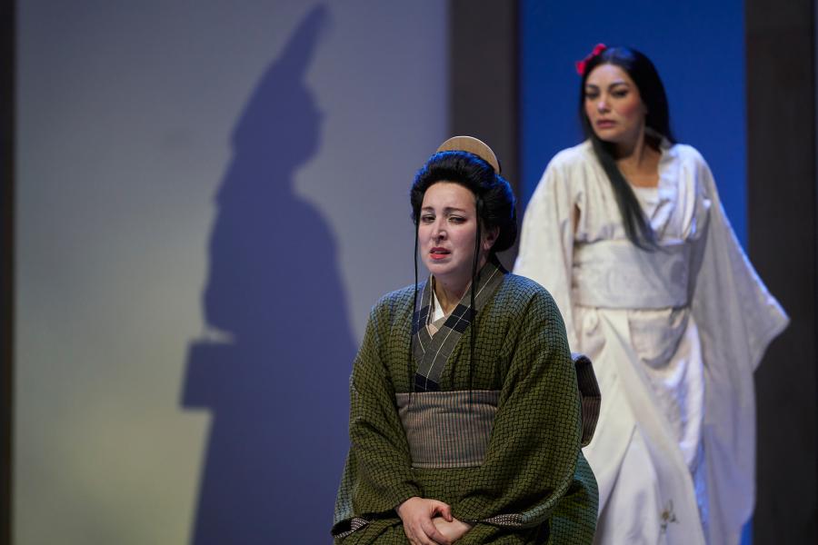 Gemma Coma-Alabert i Aylin Pérez a l'òpera 'Madama Butterfly' de Puccini al Gran Teatre del Liceu. Foto de David Ruano.