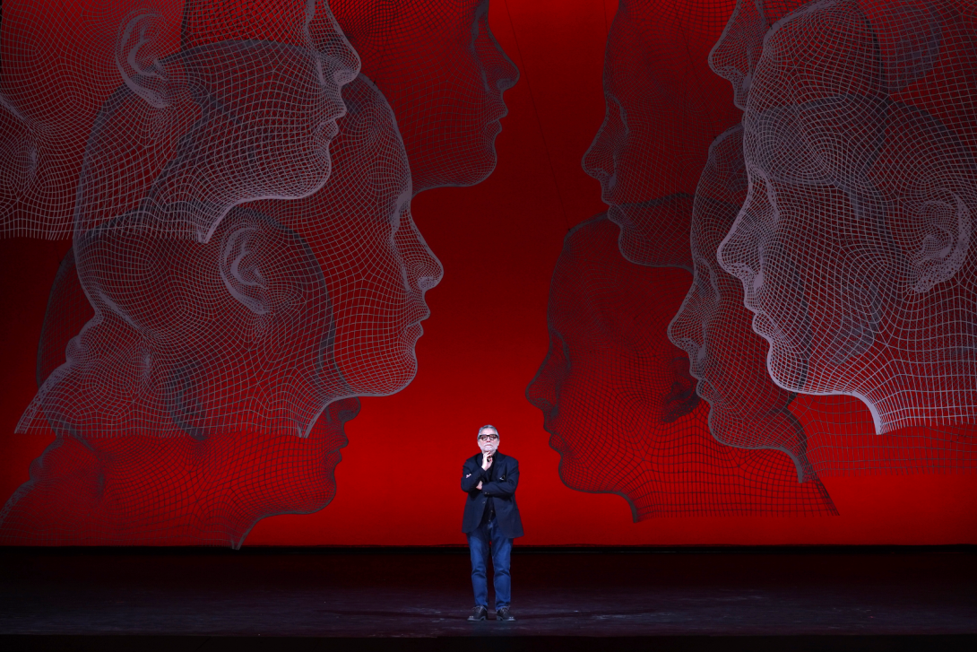 Jaume Plensa durant la presentació de 'Macbeth' al Liceu.