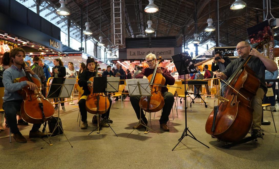 Recital amb quartet de corda a La Boqueria.